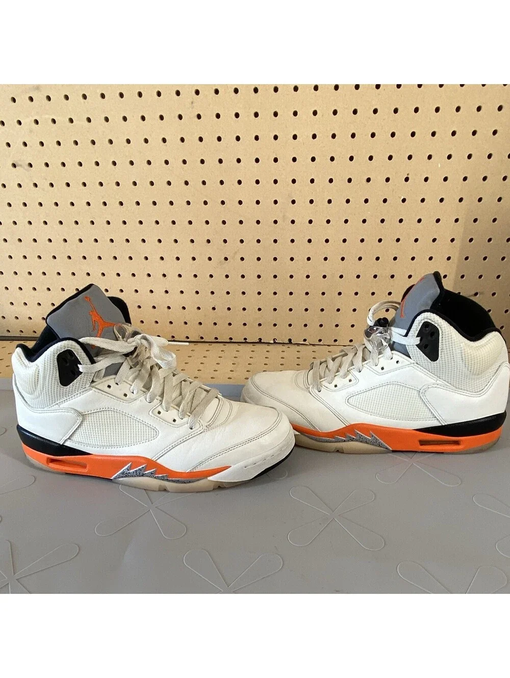 Air Jordan 5 Retro DC1060-100 Shattered Backboard Men's Sneakers Size 9.5